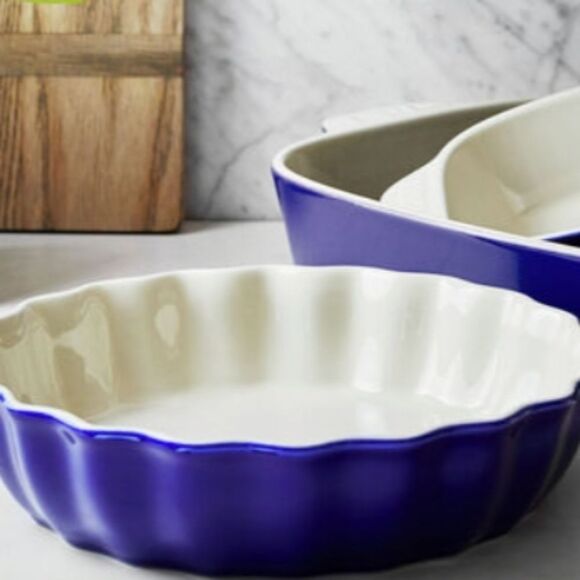 Henckels Ceramic Scalloped Pie Dish- Dark Blue - Picture 3 of 10